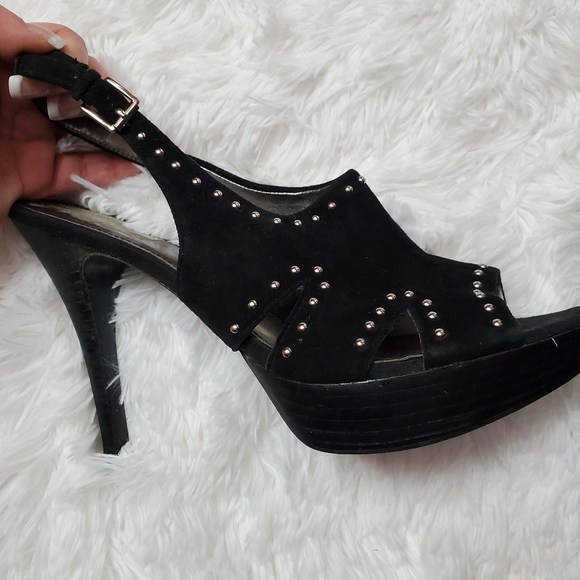 MARC FISCHER BLACK LEATHER SILVER STUDDED STILETTO - Picture 8 of 16